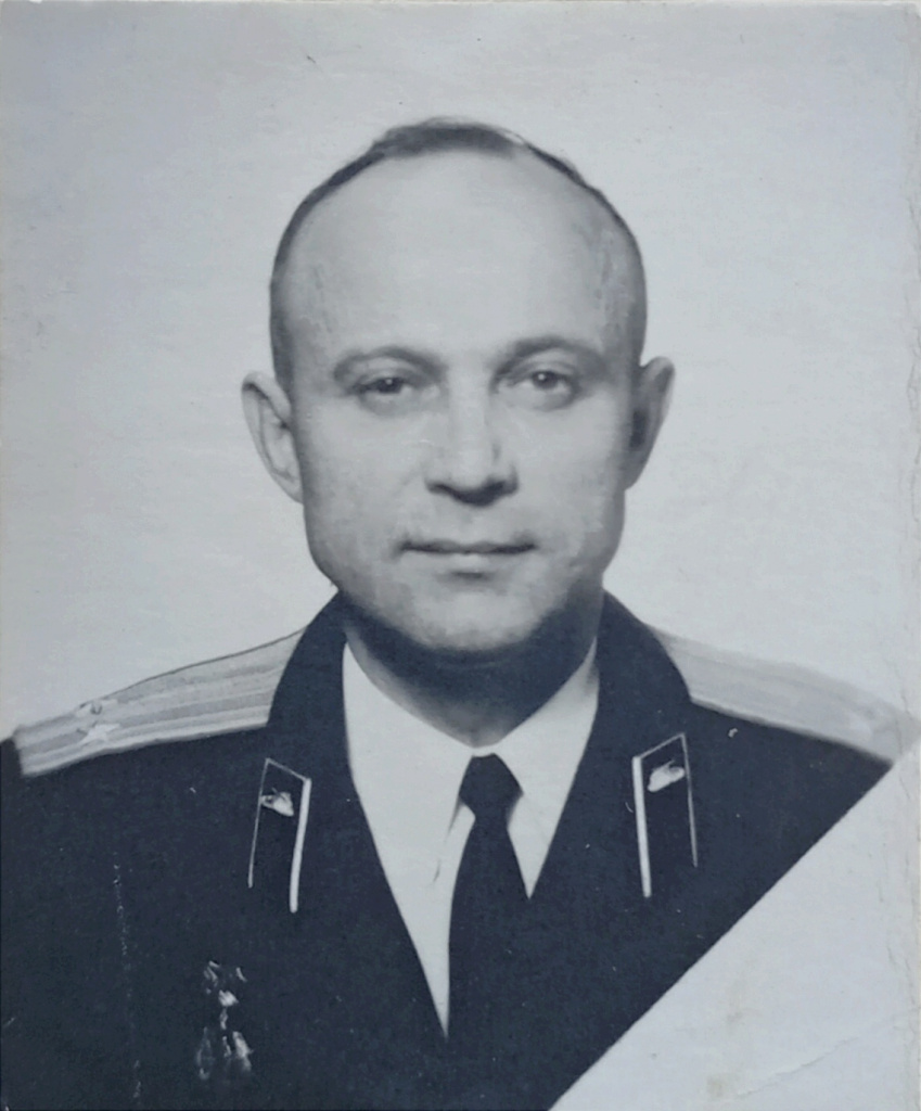7. Лазарев.jpg