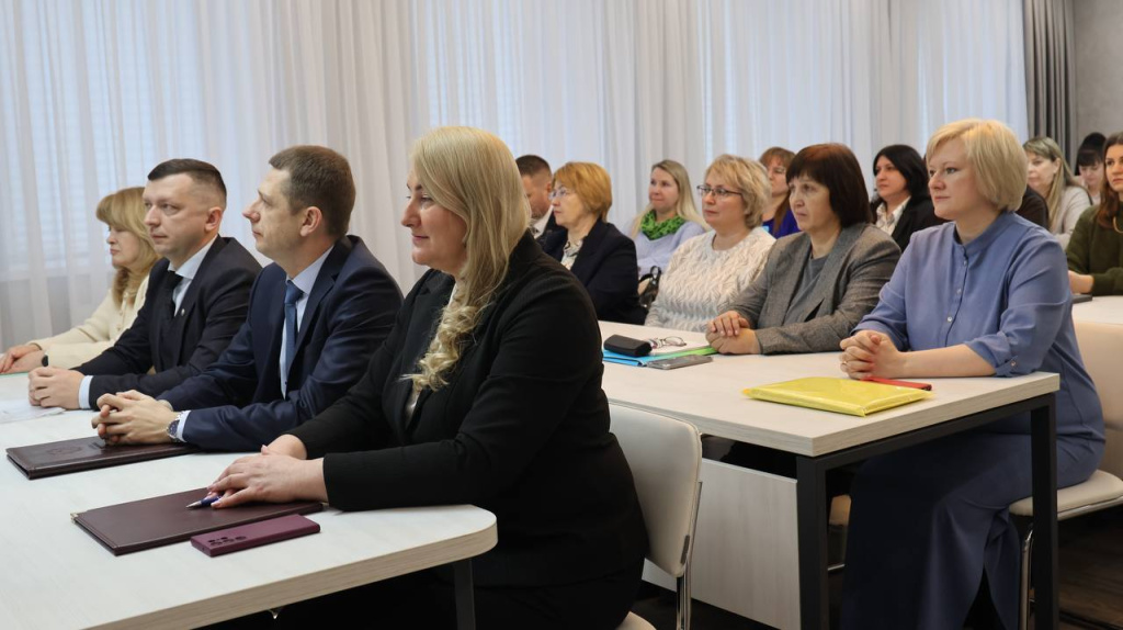 photo_5199760525967952763_y.jpg photo_5199760525967952763_y.jpg