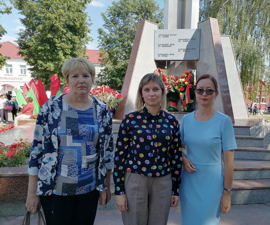 Участие работников ЗГА в г. Кобрине в митинге-возложении Мы помним.jpg