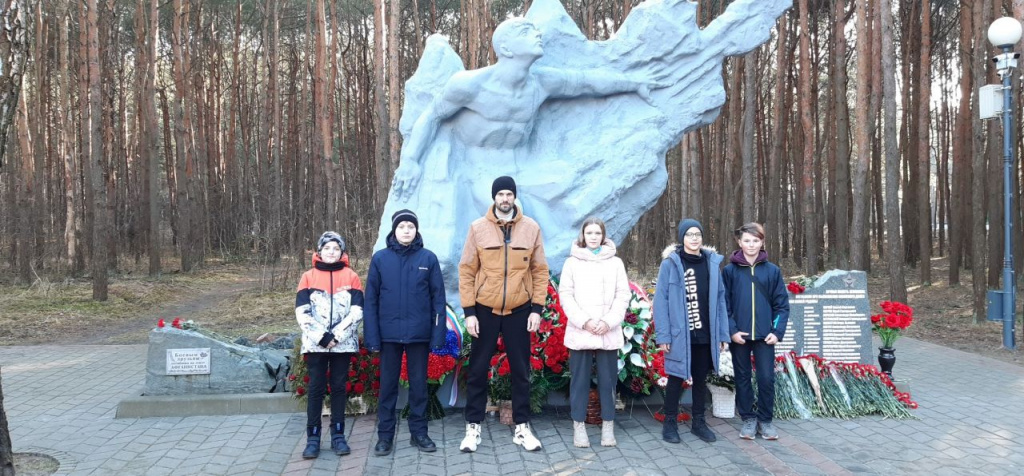 Катана.jpg Катана.jpg